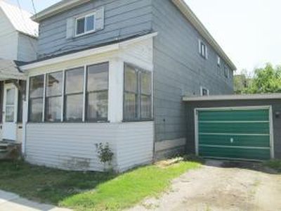 303 Sheridan Dr
