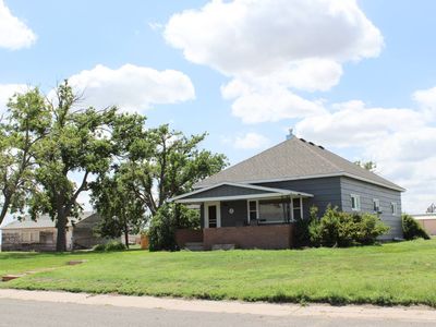 814 S Date St