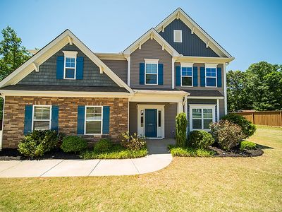 206 Hanster Dr