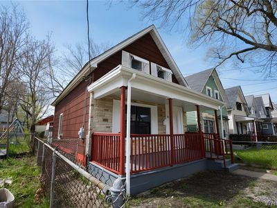 19 California St