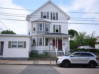 146-148 Pond St