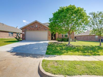 377 Coral Vine Ln