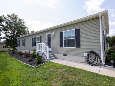 35 Pinetree Ln