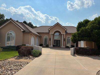100 Sandzen Dr