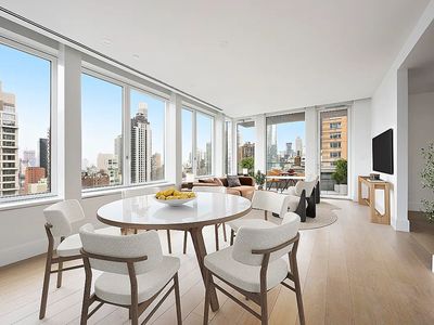 1059 3rd Ave APT 12A
