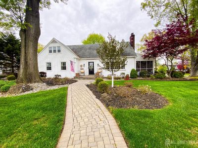 608 E Hendricks Blvd