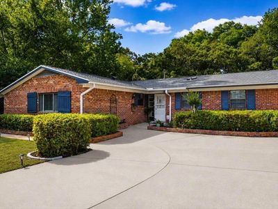 8 Fulmar Ct NE