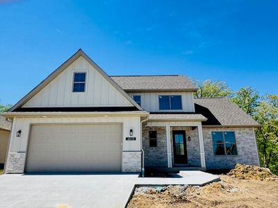 4602 Maple Leaf Dr