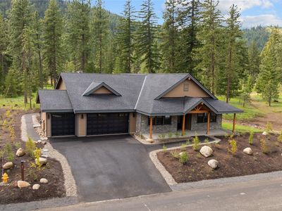 971 Domerie Park Loop