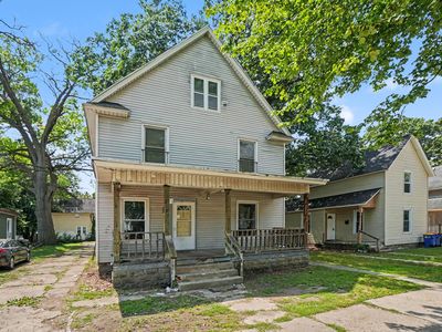 106 Stewart St SW