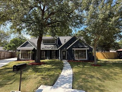 9814 Foxrun Ct