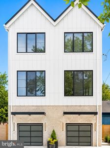 623 Crestview Rd