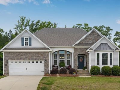 109 Broadwater Way