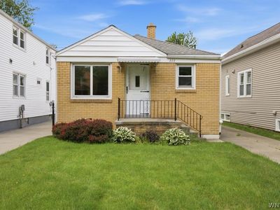 222 Englewood Ave