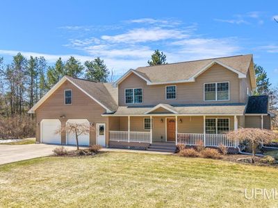 350 Evergreen Ct