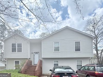 Property at 2061 Marshes Glenn Dr, Norcross, GA
