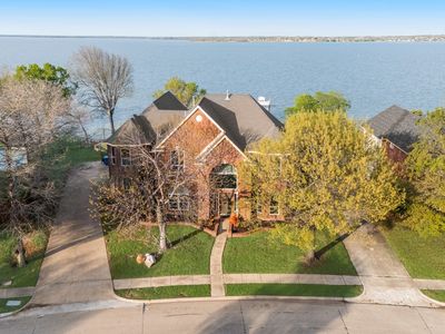 8809 Creekside Dr