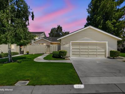 772 Helen Dr
