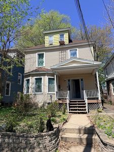 715 McClellan St
