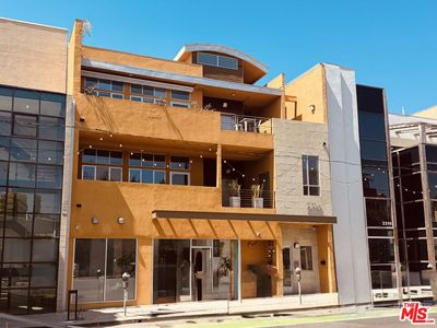 2216 Main St Unit 8