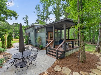 25 White Oak Ct