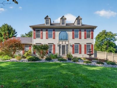2 Saint Andrews Dr