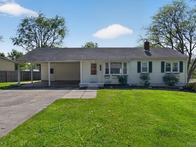 4949 Algonquin Way