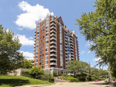 2121 Alpine Pl APT 1501