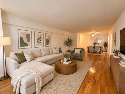 720 E 32nd St APT C3