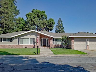 1661 Smith Dr