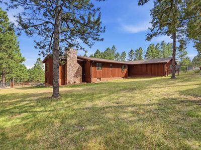 8109 Woodland Dr