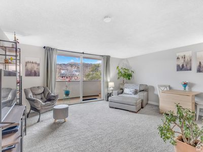 521 E 5th Ave APT 605