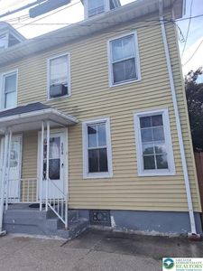 354 W Saint Joseph St