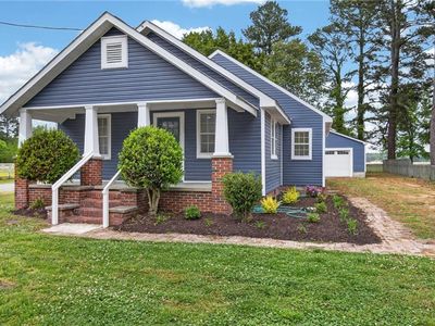 224 Hickory Rd E