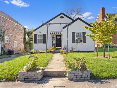 757 Coralie Ave