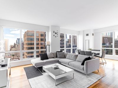 350 W 42nd St APT 37D