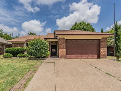 1524 Lincolnshire Way