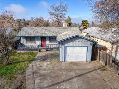 3925 Vista Robles Way