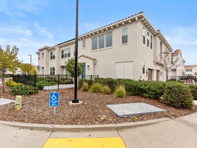 5301 E Commerce Way #29103