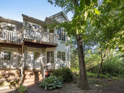 267 W Treehouse Ln