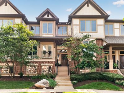 321 Brownstone Dr