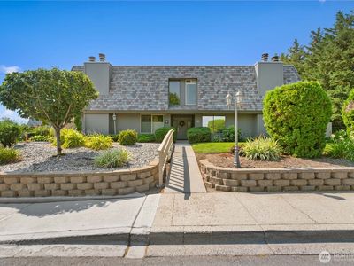 1535 Castlerock Avenue #12