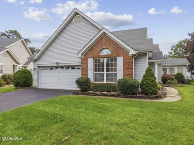 11 Strauss Court