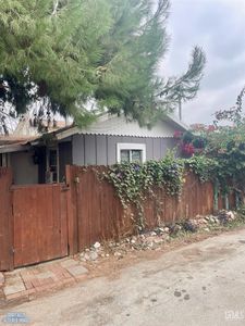 217 E Moneta Ave