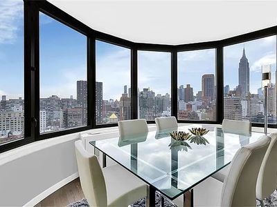 330 E 38th St APT 16B