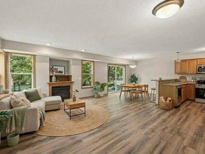 833 Glen Rd