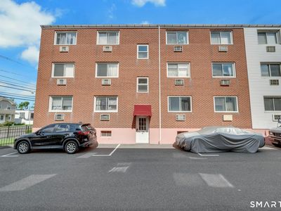 4 Van Zant Street #B5