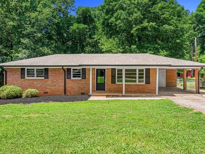 817 N Andover Dr