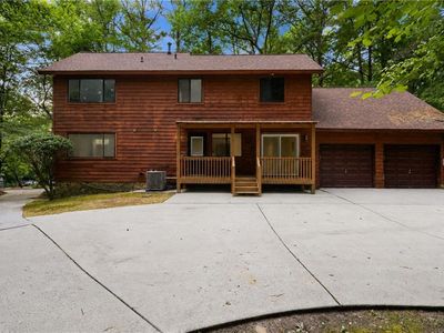 260 Forrest Ave
