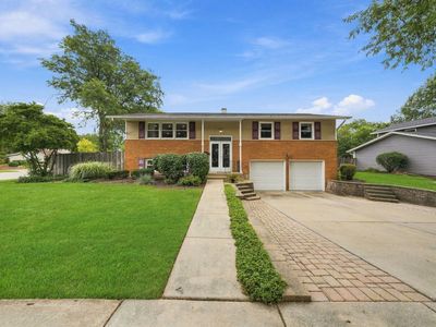 503 N Schirra Dr